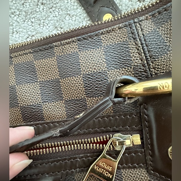 Pre-loved Louis Vuitton brown canvas medium model - Picture 9 of 16